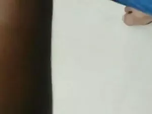 एक सोफे सेक्सी मूवी  ...