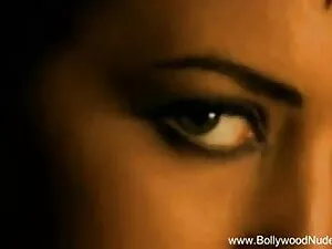 Coquine मुट्ठी हिंदी ...