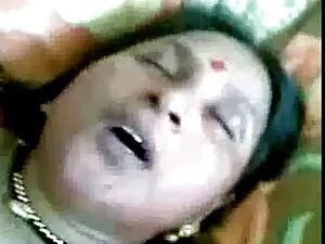 कार में सेक्स का सेक ...