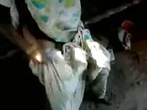 बाथरूम में एक सेक्स  ...
