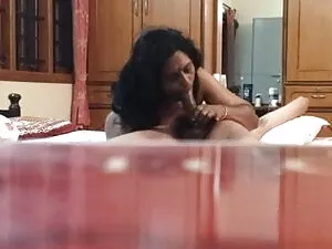 हॉट लड़कियां सिरी और ...