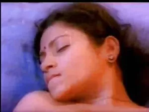 2 गर्म सेक्सी मूवी व ...