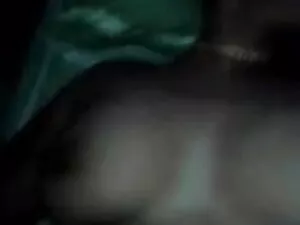 प्रेमी के लिए भावुक  ...