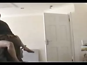 चेहरे की अच्छी अभिव् ...