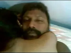 चेहरा बैठे मैच गोल्ड ...