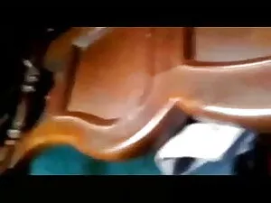 मम्मी का पहला फूटजॉब ...