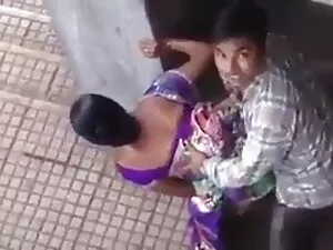 सेक्सी गोरा एक गर्म  ...