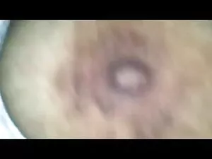 कामोत्तेजक लड़की अपन ...