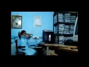 अद्भुत पीला जर्मन मू ...