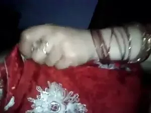 वह आदमी सेक्सी में ह ...